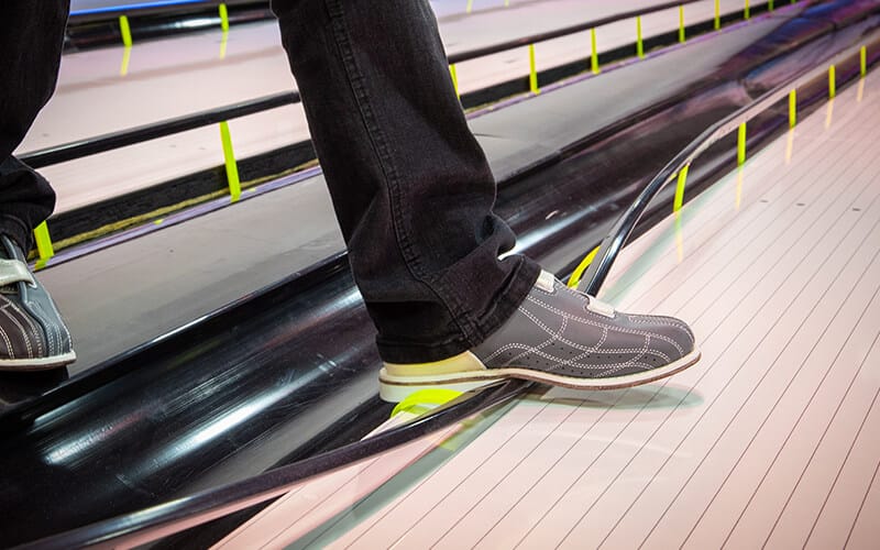 Synthetic Bowling Lanes Amusement Solutions